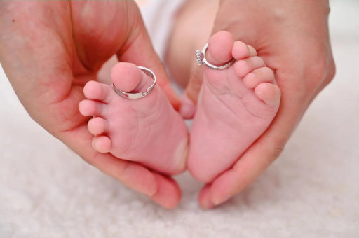 雅安孕妇肚子隐隐作痛